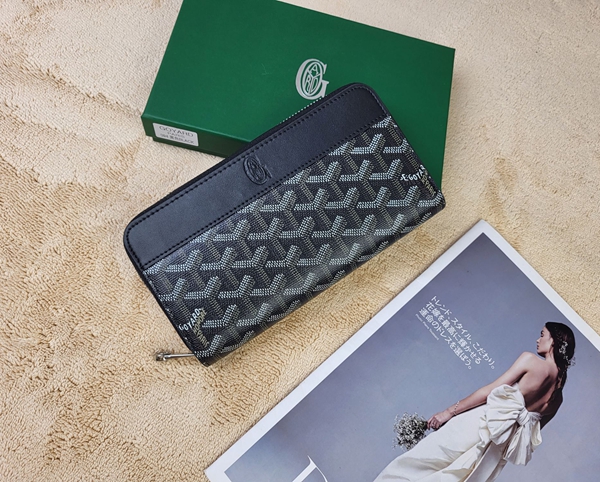 超激安ブランド財布偽物正面デザイン